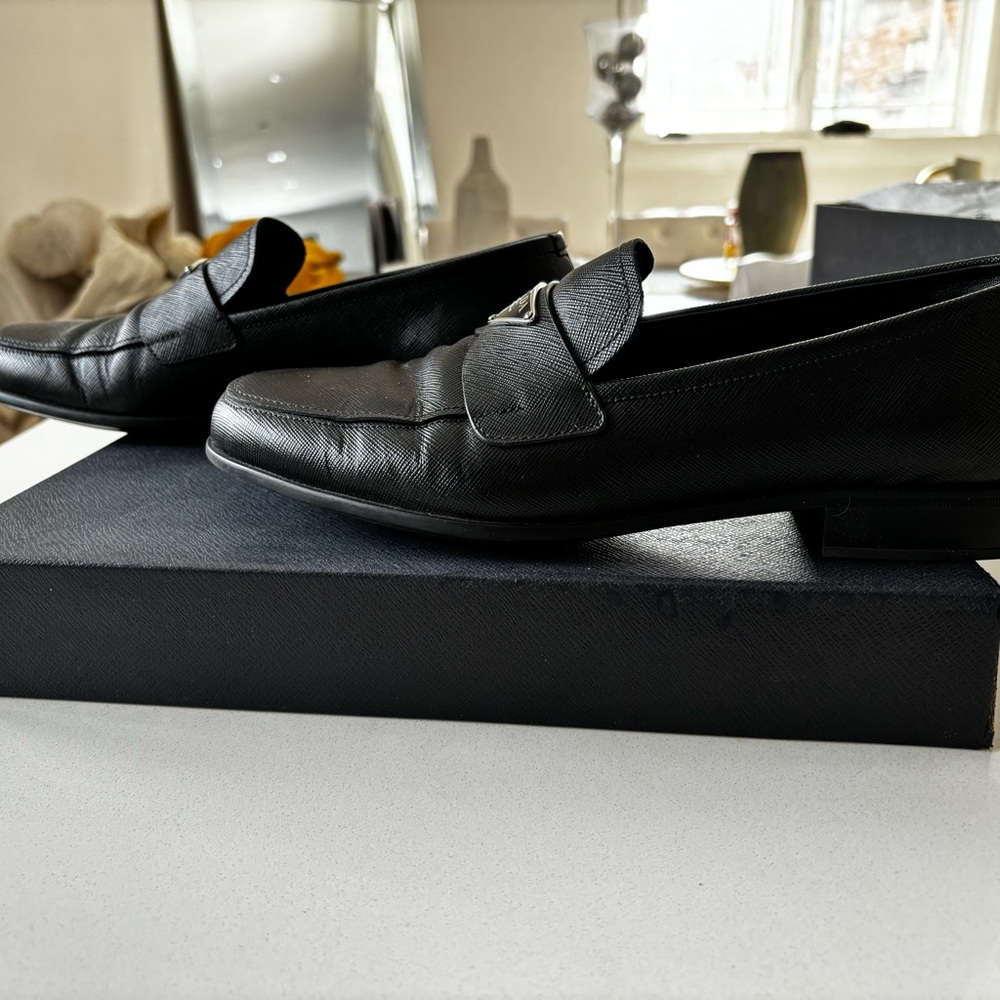 ‼️SOLD‼️
MENS PRADA saffiano leather loafers - Picture 5 of 11